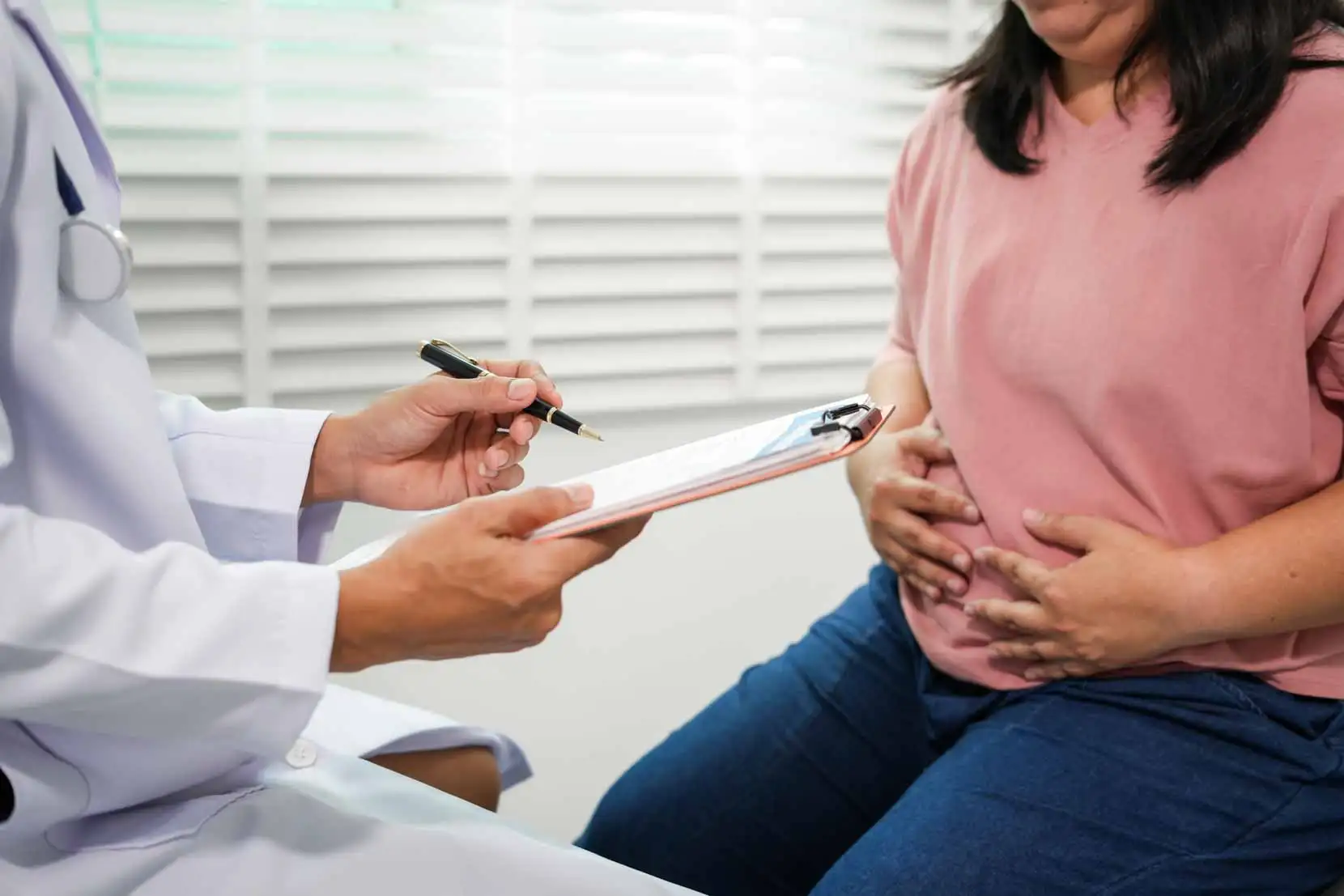 Dr. Darido in consultation with a gastroparesis surgery patient